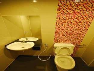 Aparthotel Baan Mina Bangkok Esterno foto
